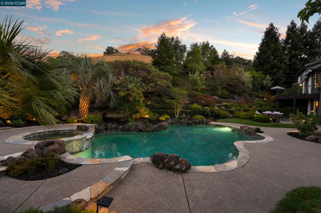 115 Byerley Ct, Alamo, CA 94507