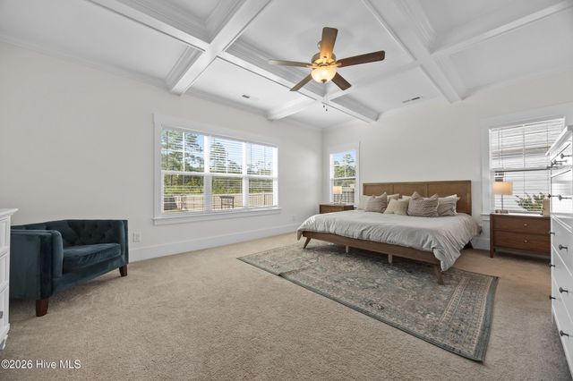 90 E Singing Avenue, Hampstead, NC 28443