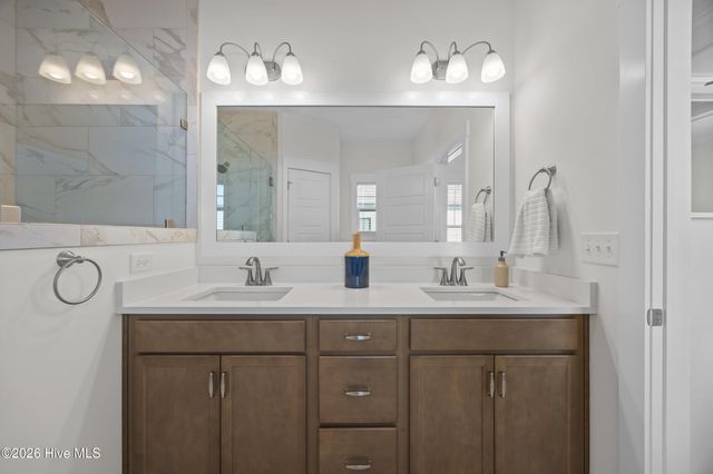 90 E Singing Avenue, Hampstead, NC 28443