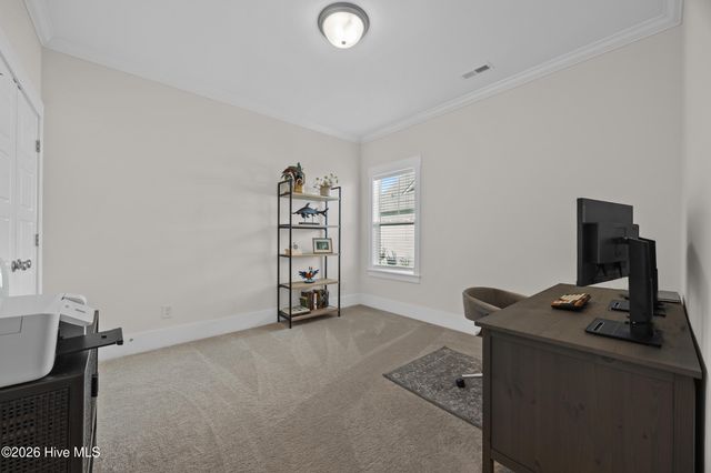 90 E Singing Avenue, Hampstead, NC 28443