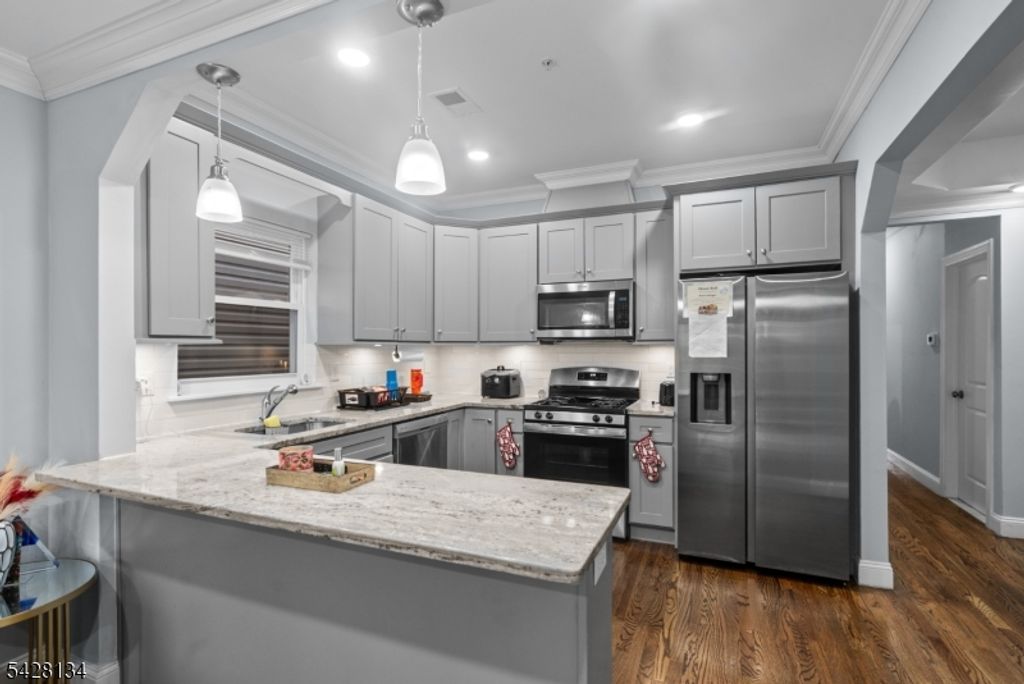 267 S 10Th St, Newark City, NJ 07103