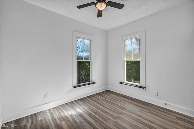 8210 Maple Avenue, Garrettsville, OH 44231