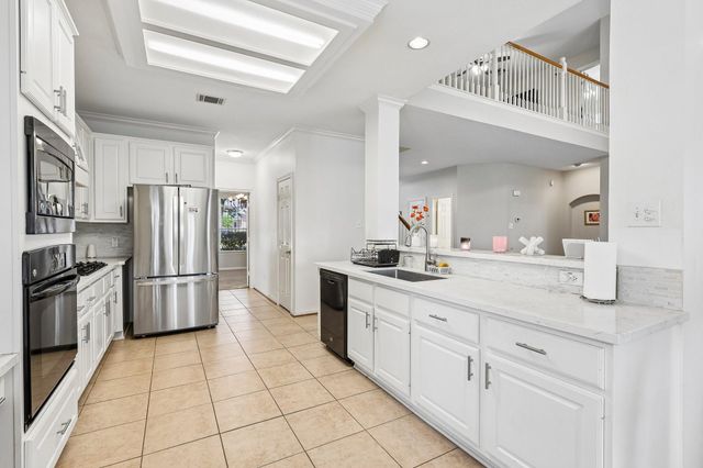 410 Spring Lakes Haven, Spring, TX 77373
