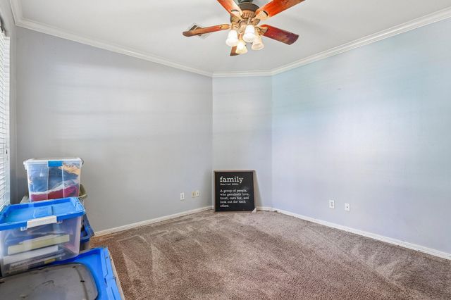 410 Spring Lakes Haven, Spring, TX 77373