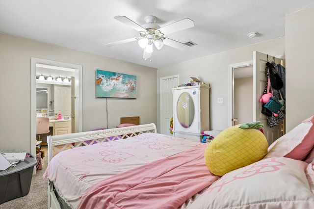 410 Spring Lakes Haven, Spring, TX 77373