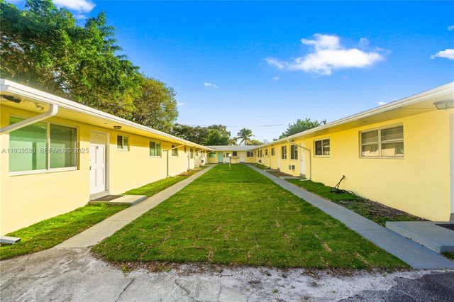 2312 Van Buren St 1, Hollywood, FL 33020