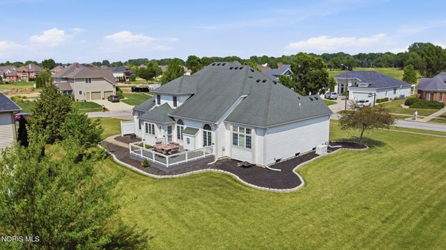 808 Pine Valley Drive, Bowling Green, OH 43402