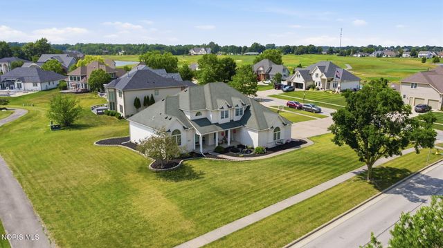 808 Pine Valley Drive, Bowling Green, OH 43402