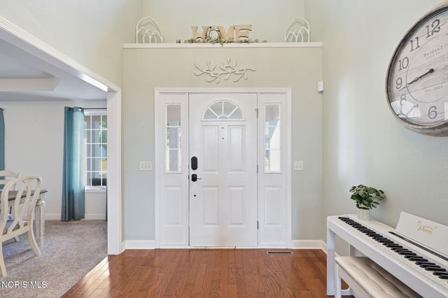 808 Pine Valley Drive, Bowling Green, OH 43402
