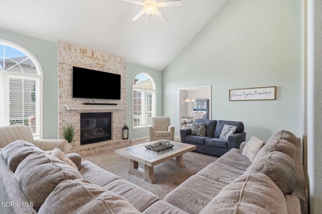 808 Pine Valley Drive, Bowling Green, OH 43402