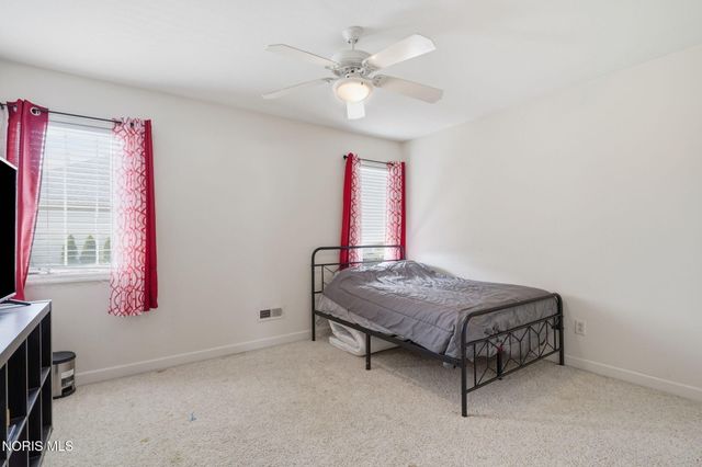 808 Pine Valley Drive, Bowling Green, OH 43402