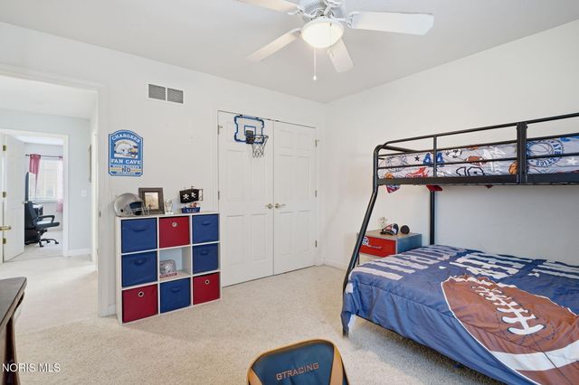 808 Pine Valley Drive, Bowling Green, OH 43402
