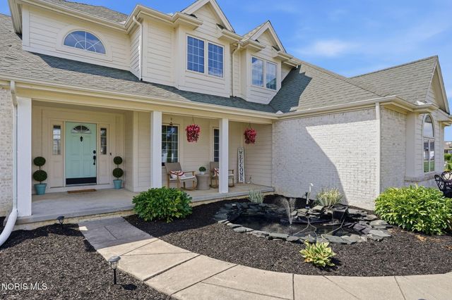 808 Pine Valley Drive, Bowling Green, OH 43402