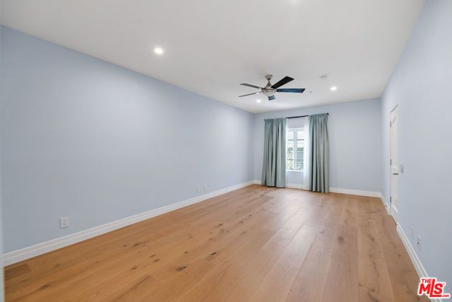 851 N San Vicente Boulevard 117, West Hollywood, CA 90069