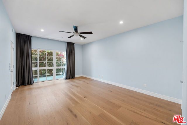 851 N San Vicente Boulevard 117, West Hollywood, CA 90069