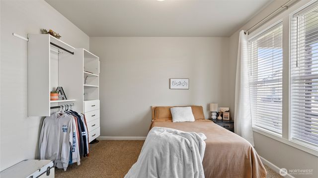 8215 Cardinal Peak St, West Richland, WA 99353