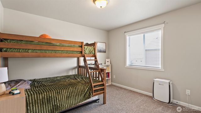 8215 Cardinal Peak St, West Richland, WA 99353