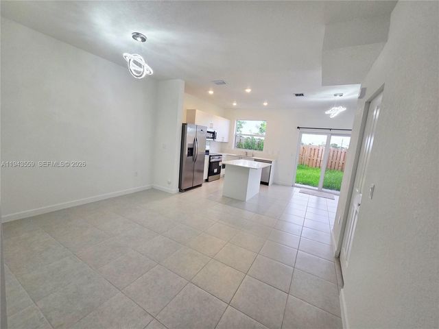 17925 SW 358th St, Homestead, FL 33034