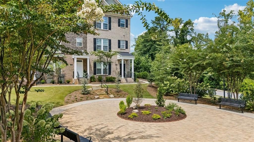 2025 Humboldt Park Lane, Decatur, GA 30033