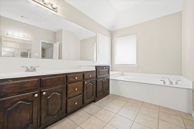 5400 Vineyard Lane, Mckinney, TX 75070