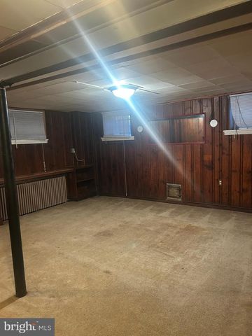 1464 MORRIS RD SE, Washington, DC 20020