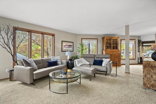 4992 Sunrise Ridge Trail, Middleton, WI 53562