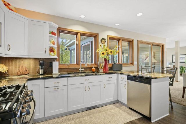 4992 Sunrise Ridge Trail, Middleton, WI 53562