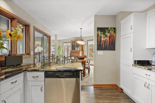 4992 Sunrise Ridge Trail, Middleton, WI 53562