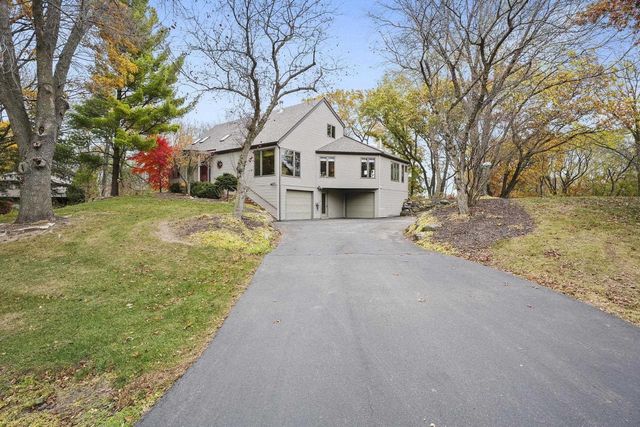 4992 Sunrise Ridge Trail, Middleton, WI 53562