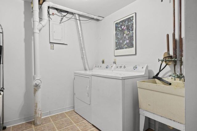 4992 Sunrise Ridge Trail, Middleton, WI 53562