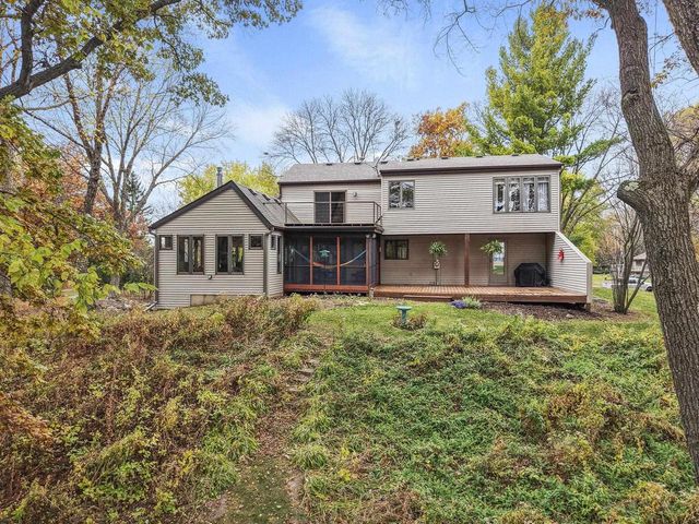 4992 Sunrise Ridge Trail, Middleton, WI 53562