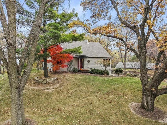 4992 Sunrise Ridge Trail, Middleton, WI 53562