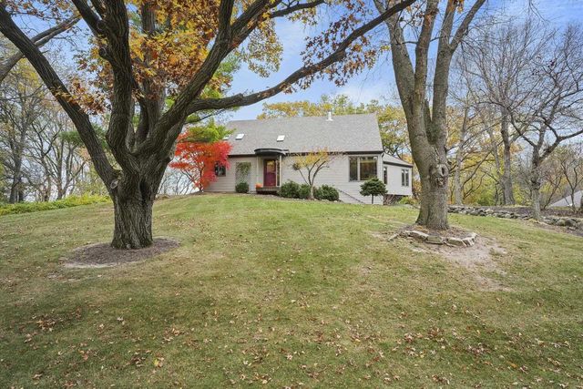 4992 Sunrise Ridge Trail, Middleton, WI 53562