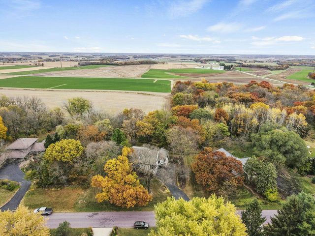 4992 Sunrise Ridge Trail, Middleton, WI 53562