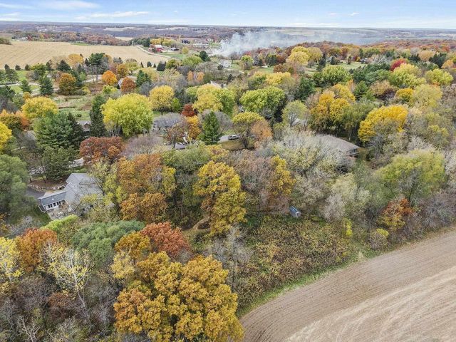 4992 Sunrise Ridge Trail, Middleton, WI 53562
