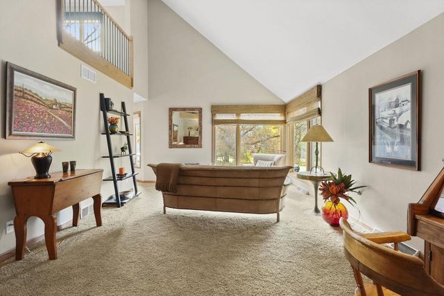 4992 Sunrise Ridge Trail, Middleton, WI 53562