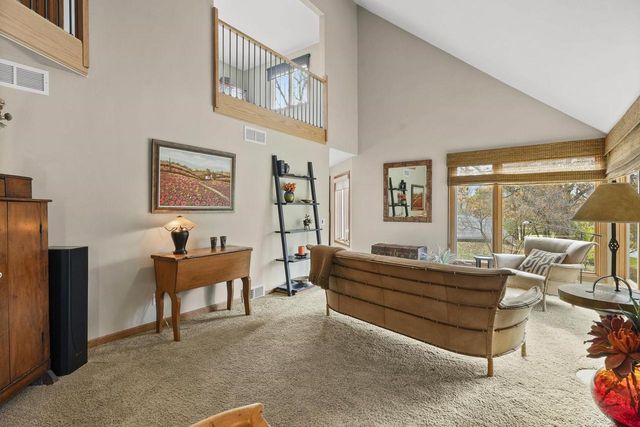 4992 Sunrise Ridge Trail, Middleton, WI 53562
