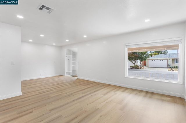 1151 Via Vista, San Lorenzo, CA 94580