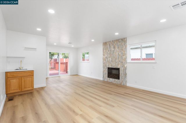 1151 Via Vista, San Lorenzo, CA 94580
