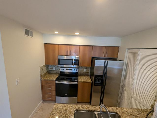1335 Crystal Way E, Delray Beach, FL 33444