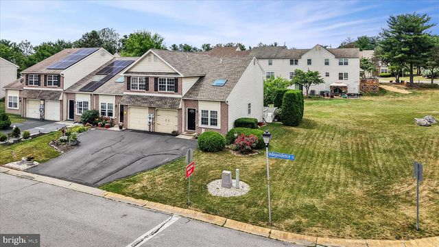 607 INDEPENDENCE CT, Blandon, PA 19510