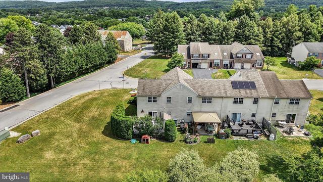 607 INDEPENDENCE CT, Blandon, PA 19510