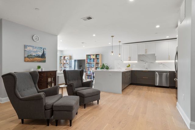 56 Winship St 302, Boston, MA 02135