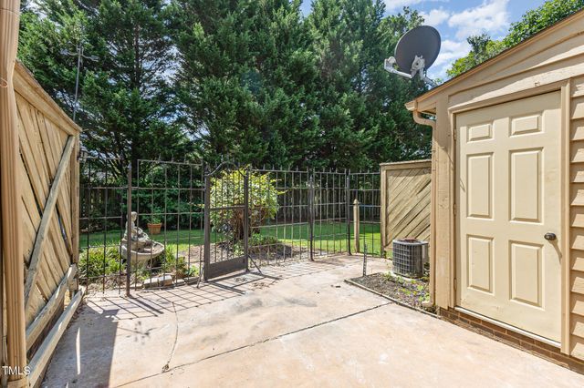71 Stone Hill Court, Durham, NC 27704