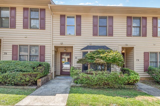 71 Stone Hill Court, Durham, NC 27704