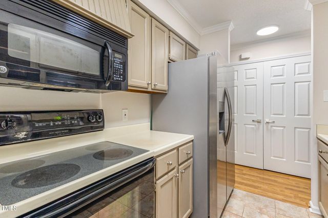 71 Stone Hill Court, Durham, NC 27704
