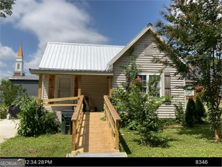 152 Alewine Avenue, Tallapoosa, GA 30176