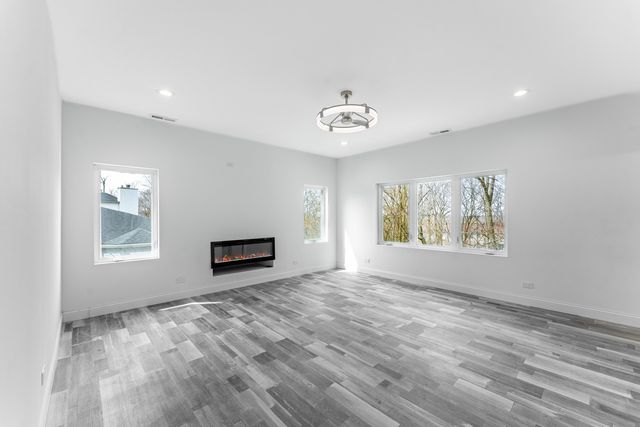 168 Winston Drive, Bolingbrook, IL 60440