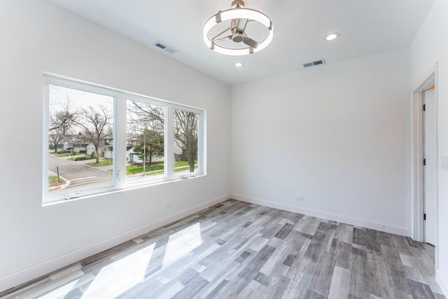168 Winston Drive, Bolingbrook, IL 60440