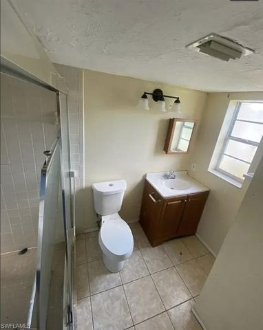 2985 Saint Charles ST, Fort Myers, FL 33916